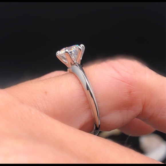 Moissanite ring set with certificate - Picture 7 of 17